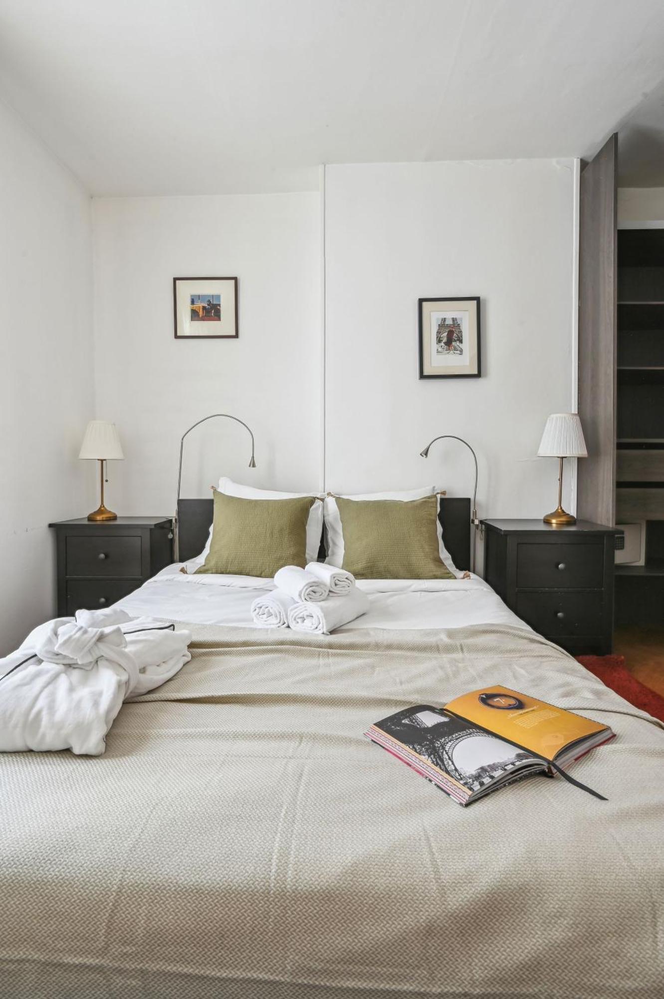 Eiffel Tower & Hotel Des Invalides - 1Br - Cityapartmentstay Parijs Buitenkant foto